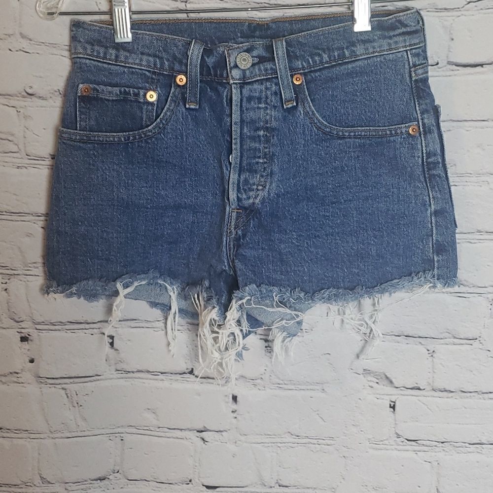 Levi Jean Shorts‎